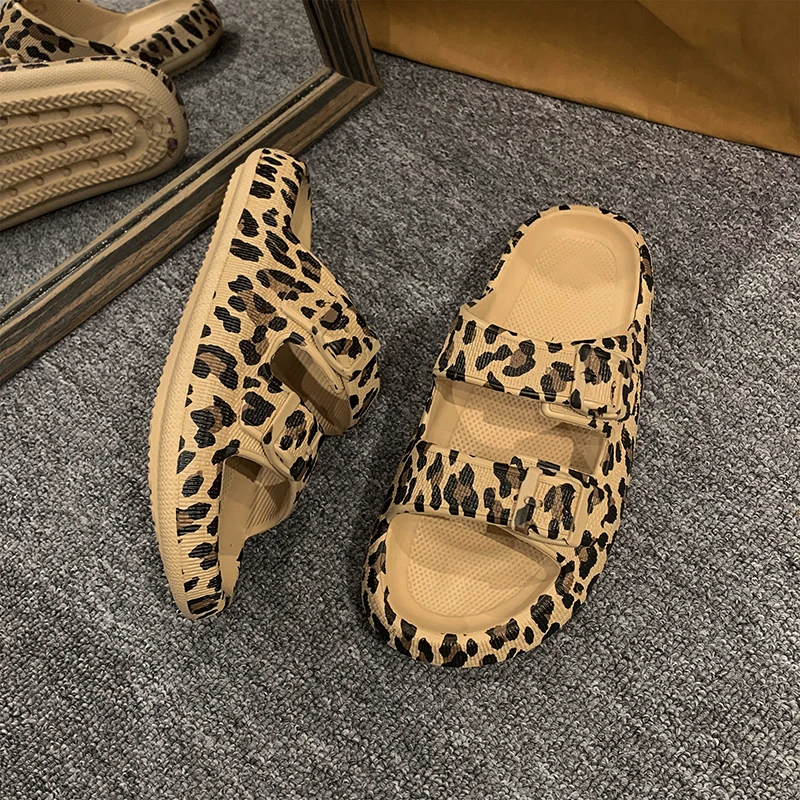 2024 Slippers Women\'s Leopard Print Platform Slippers Casual Thick Sole Indoor Home Sandals Unisex Beach Shoes Men Hole Shoes