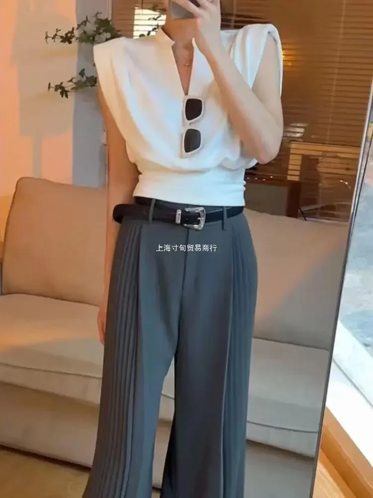 Women Blouses V-neck Korean Style Elegant Chic White Sleeveless Shirts Black Crop Tops Office Style Old Money Aesthetic