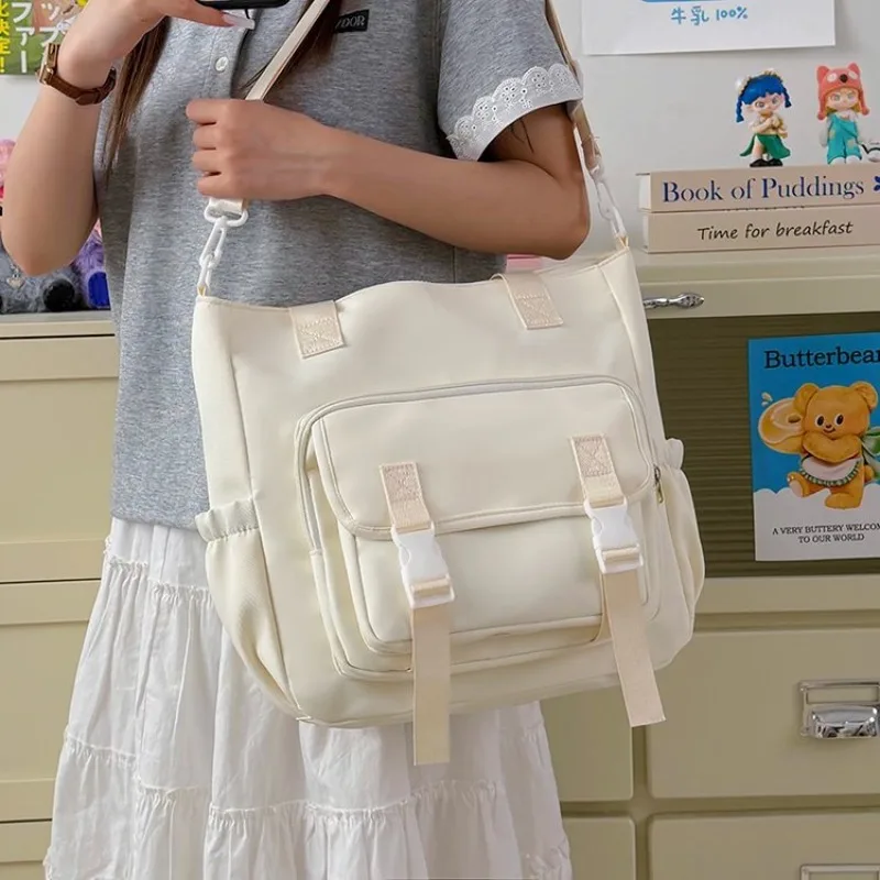 

Casual Multi-Pocket Nylon Crossbody Bag, Multi-Color for Daily Use, School, Work, and Outdoor Activities Purses and Handbags