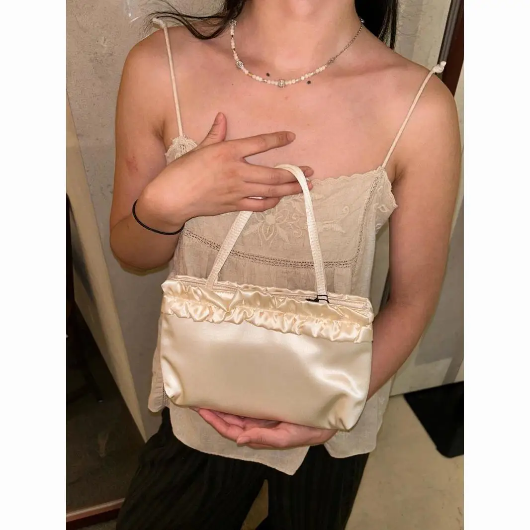 

Niche Design Satin Retro Underarm Bags Korean Style Lace Versatile Commuting Shoulder Bag for Women