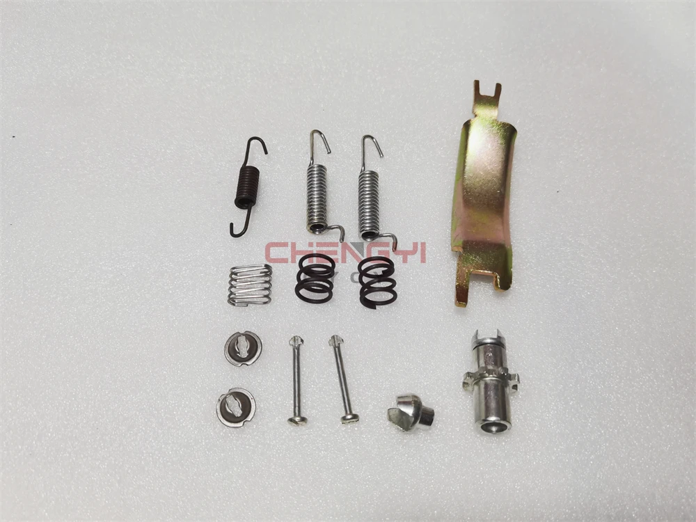 Rear Hand Brake Repair Kit For Mitsubishi Pajero K96W KH6W KG5W  V43W V65W V73W V75W V87W V93W MB858542 MB858543