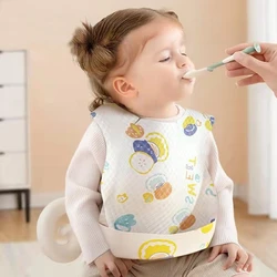 20pcs/pack Cartoon Printed Drooling Bibs Disposable Bibs for Baby Boys Girls Nonwoven Drooling Towel Infant Burp Cloths