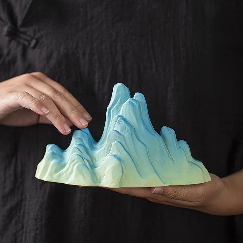 New Chinese-style rockery ornament, Zen-inspired desktop arrangement, fish tank landscape, unique to this green river