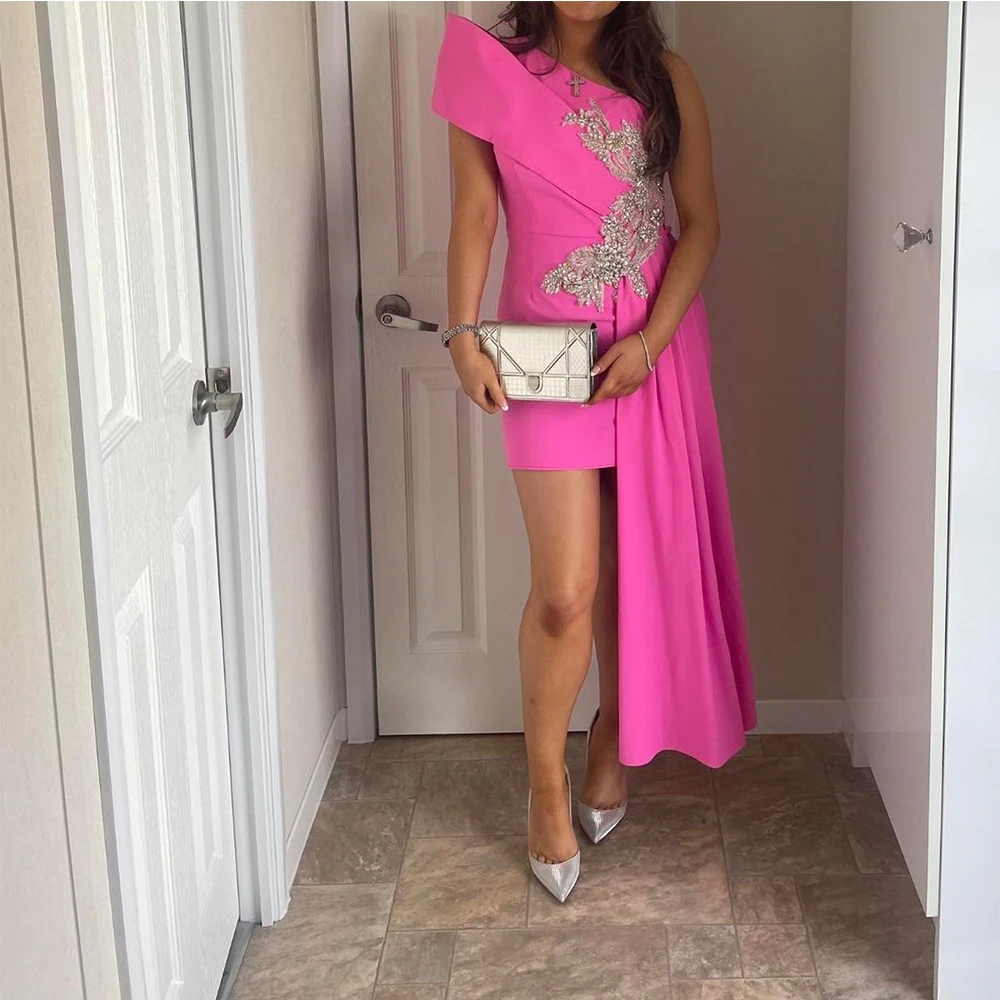 

Мини-короткое коктейльное платье на одно плечо, коктейльное платье со шлейфом и бисером, вечернее платье без рукавов, платье для выпускного вечера