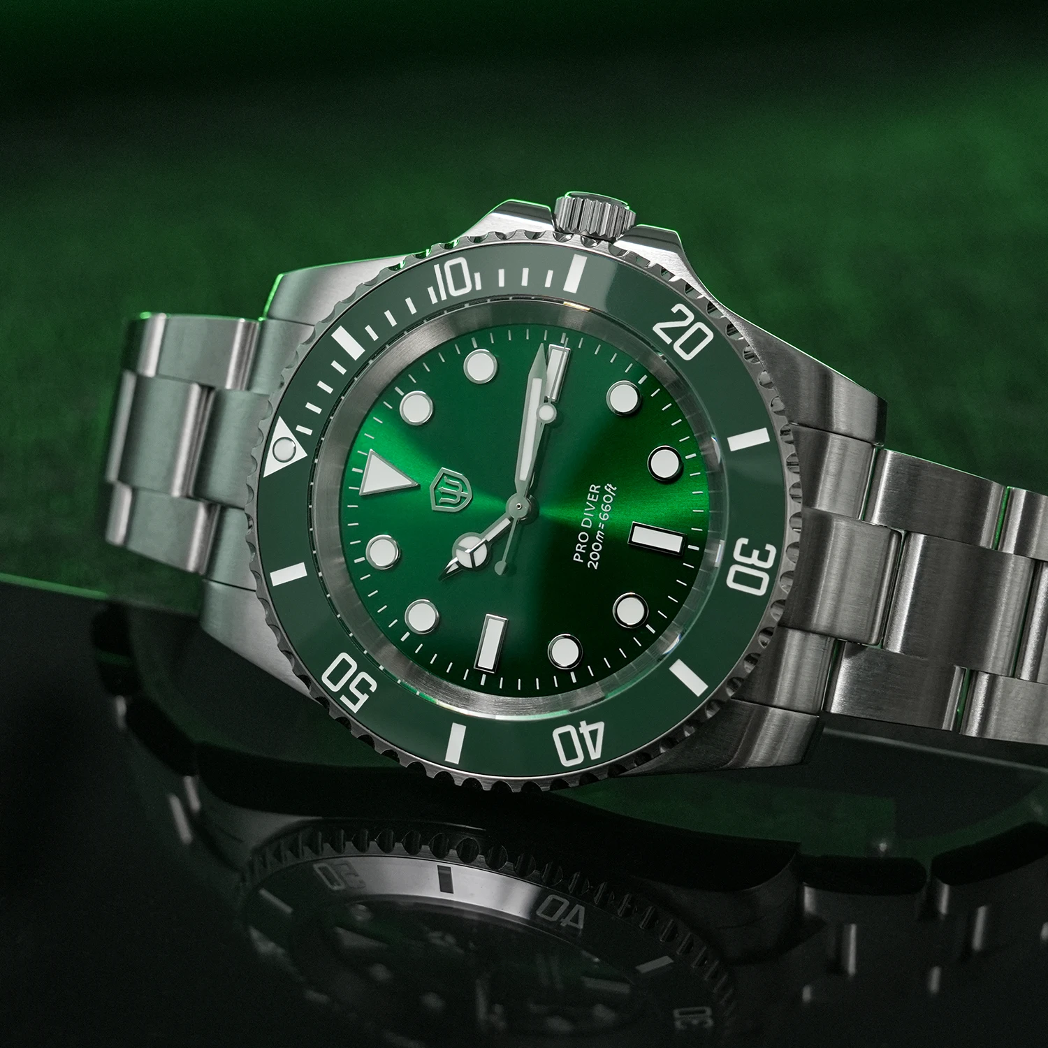 Watchdives WD1680Q V2 Green Di - Luxury Watch With Green Dial recension och pris