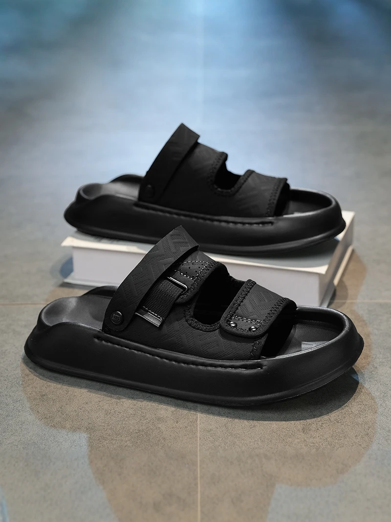 

Casual Men's Sandals Summer Outdoor Wear Anti-Slip Thick Bottom Sports Driving Two-Purpose Water Sports Thong Slippers