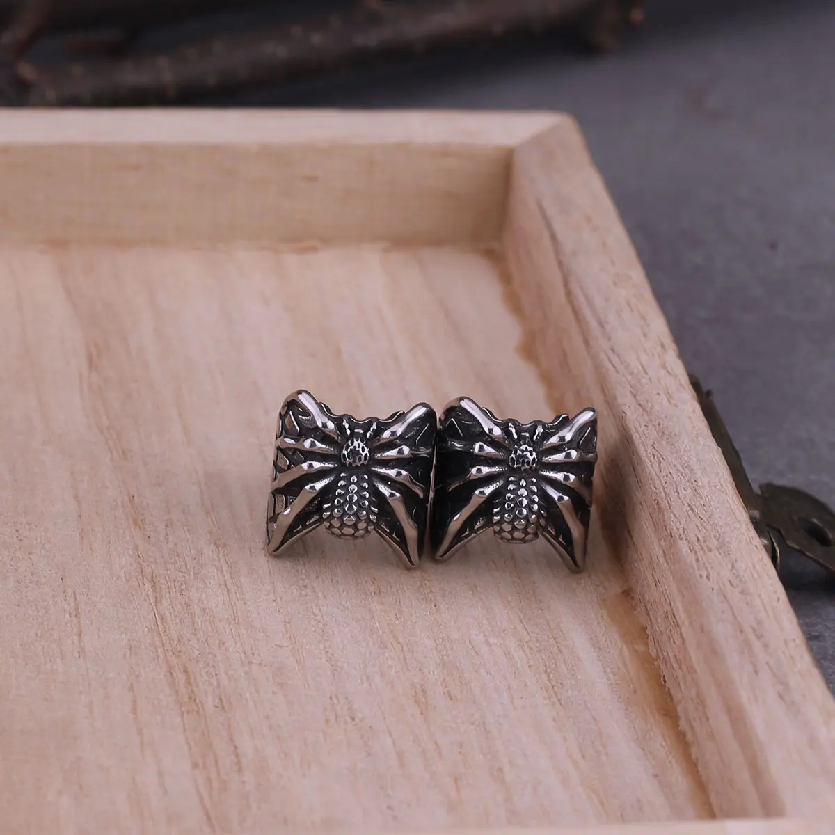 Einzigartiges Design Tier Spinne Schlange Bär Clip Ohrringe Weibliche Mode Edelstahl Nie Verblassen Qualität Nicht-piercing Ohrring