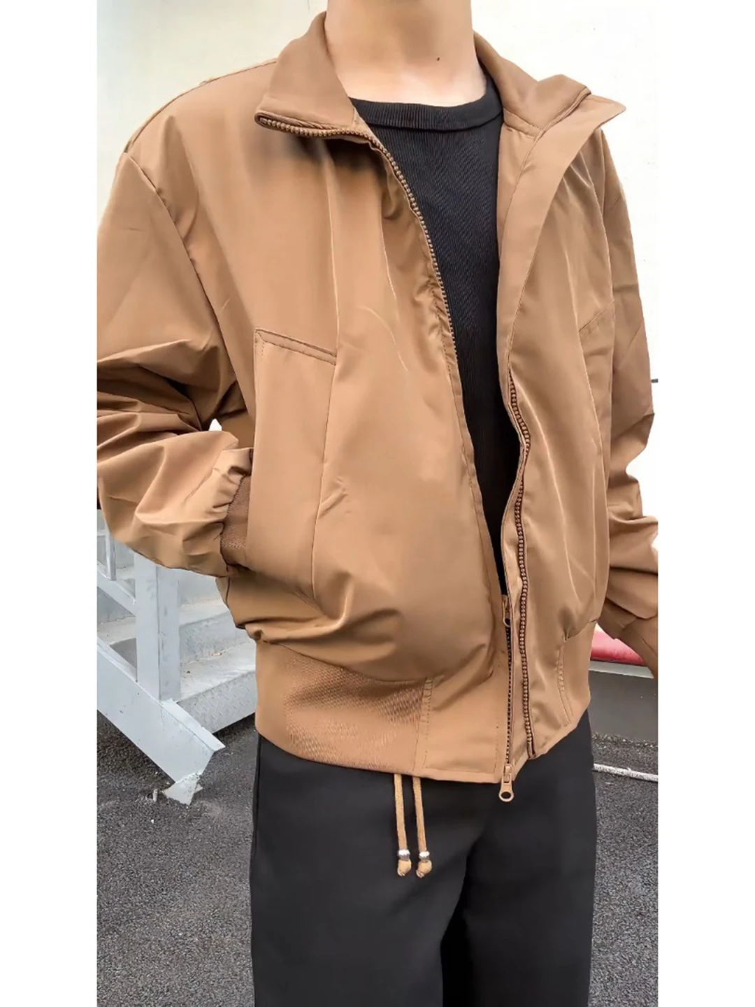 

Мужская куртка-бомбер в американском пилотском стиле, свободного кроя, из полиэстера, на молнии