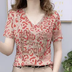 Camiseta de manga corta de seda de hielo para mujer, Jersey informal con cuello en V, ropa femenina, Tops Vintage con letras, novedad de verano 2023