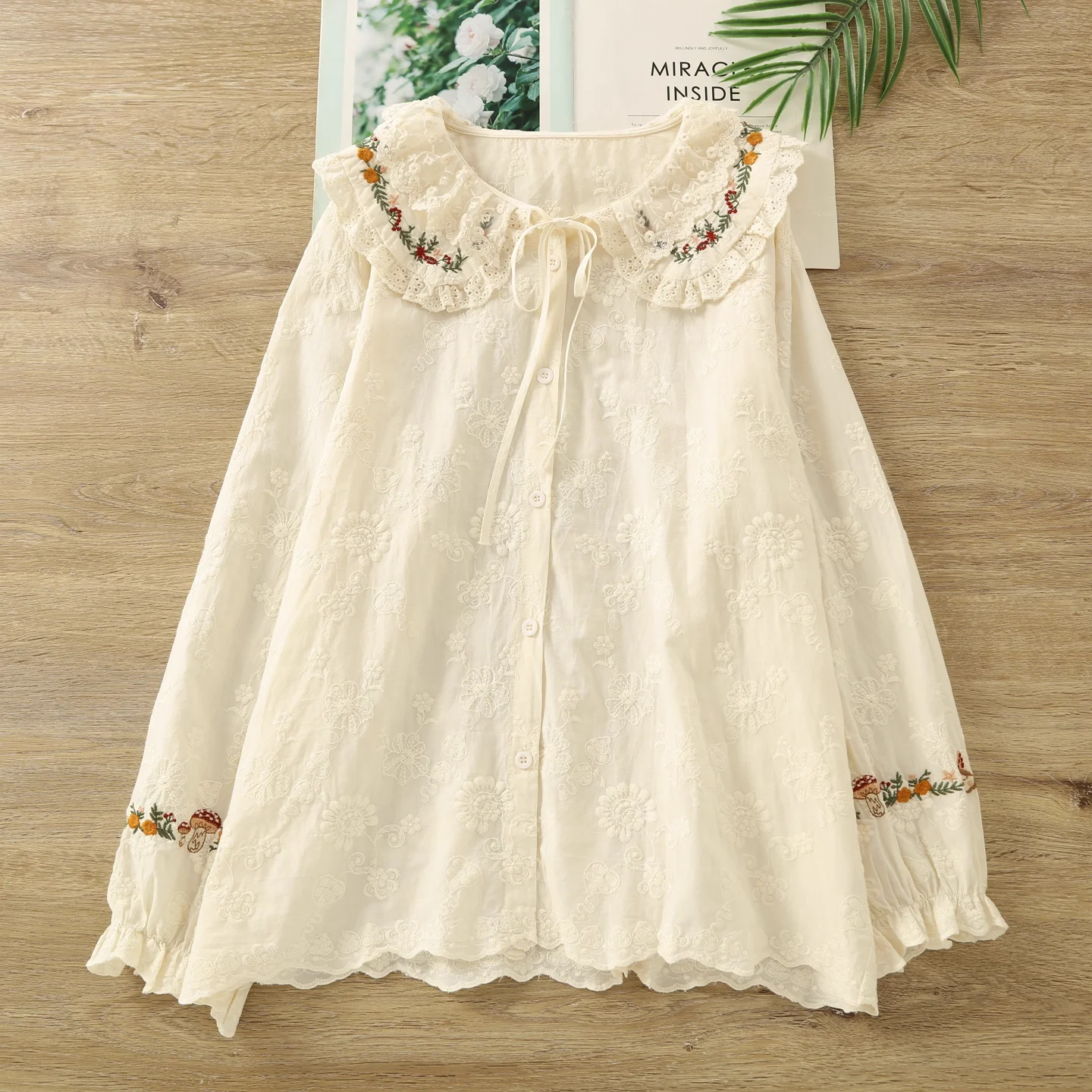 

Japanese mori girl 100% cotton peter pan collar flower embroider shirts sweet princess bow blouses for women long sleeve tops