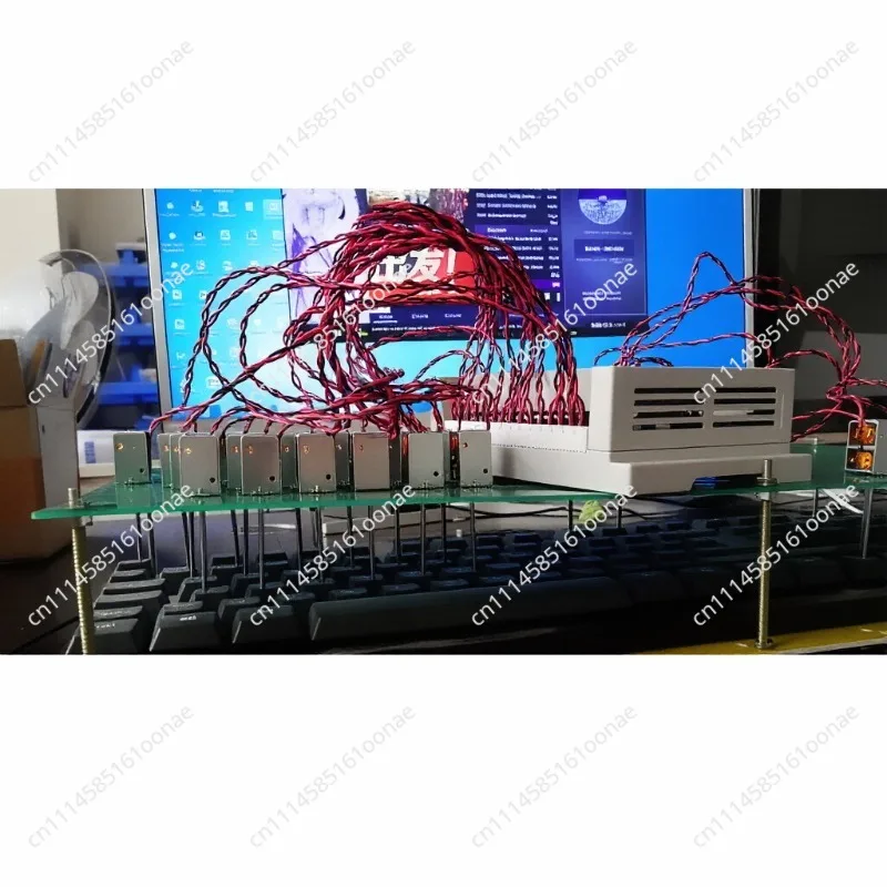 Keyboard automatic clicker 24-way physical press