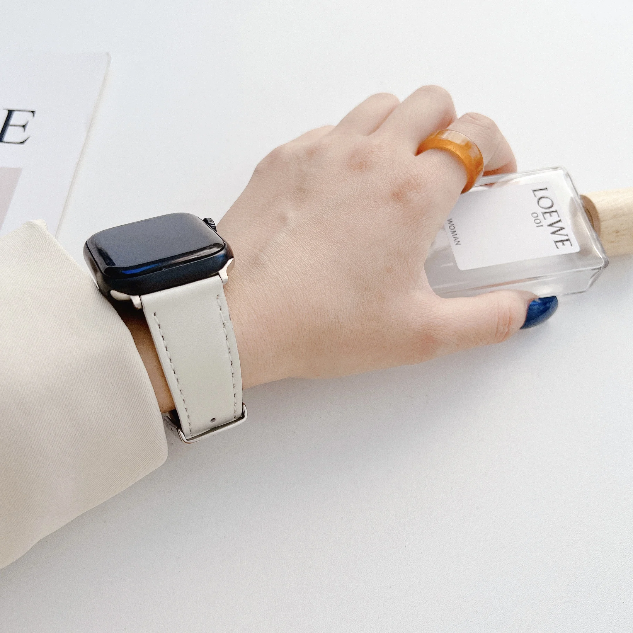 Leather Strap for Apple Watch Band Ultra 49mm 10 9 8 7 45mm 41mm 46mm Bracelet Wristband IWatch 6 5 4 SE 44mm 40mm 42mm Correa