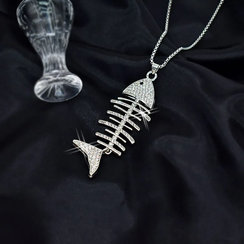 Silver fishbone fishbone necklace with diamonds versatile simple personality Internet celebrity accessories versatile long sweater chain