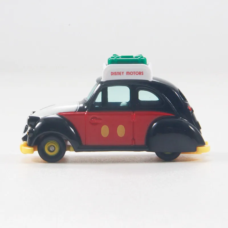 Original TAKARA TOMY Dream Tomica Disney Motors DM-04 Runtotto Mickey Mouse 1/64 Diecast Alloy Camper with Removable Roof Load C view 3