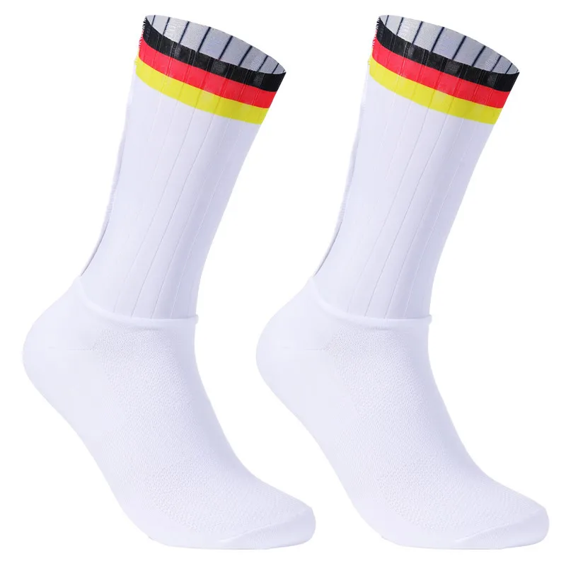 2023 New Anti Slip Silicone Summer Aero Socks Whiteline Cycling Socks Men Bicycle Sport Running Bike Socks Calcetines