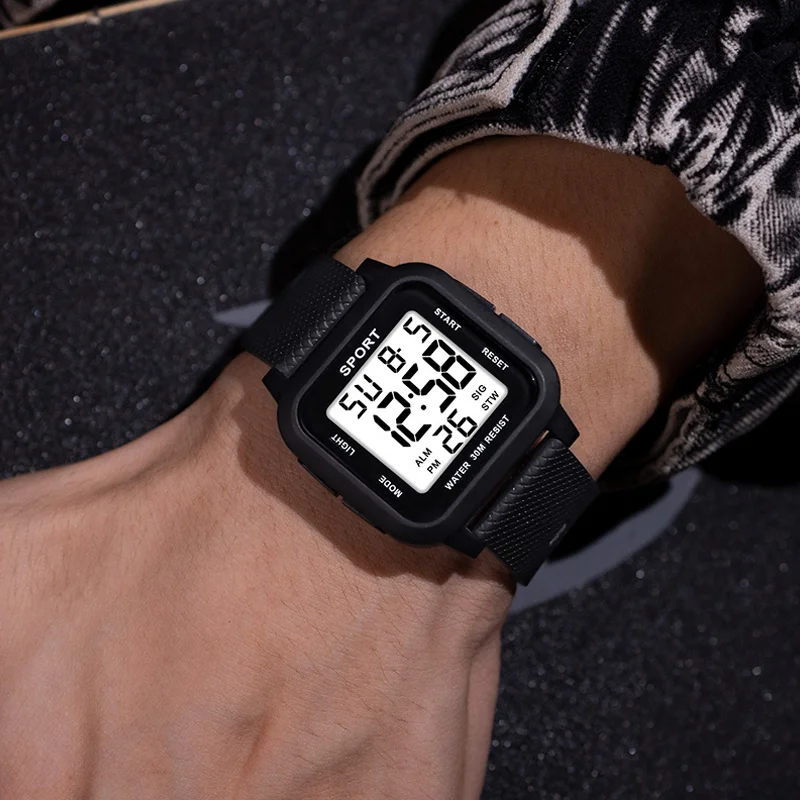 패션 군사 방수 시계 남자 야외 전자 빛나는 알람 시계 디지털 시계 스포츠 남자 손목 시계 Reloj