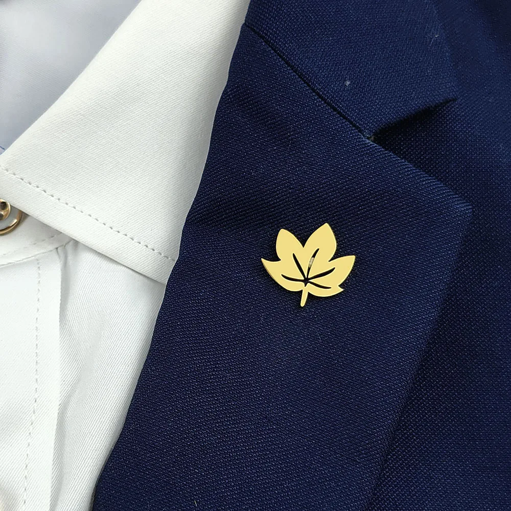 Maple Leaf Brooch 316L Stainless Steel 18K Gold Plated Plant‑Shape Lapel Pin Unisex Suit Decor Jewelry Gift