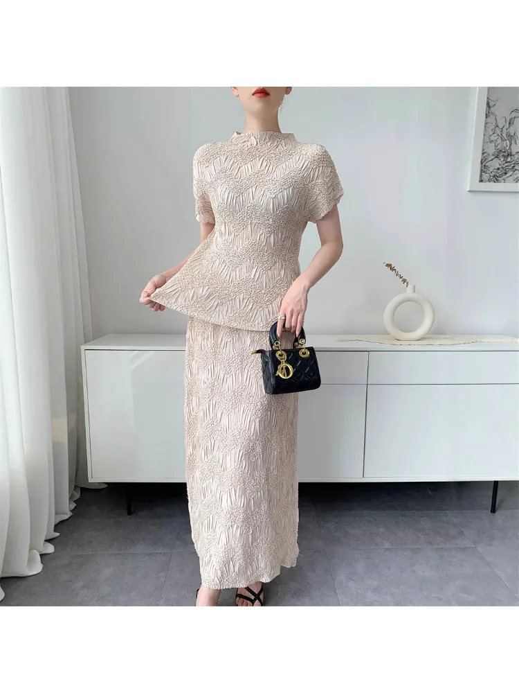 

Miyake 2025 Summer New Jacquard Half Skirt Set for Women, Slim Fit Luxury High End Folded Top and Skirt Two Piece Set