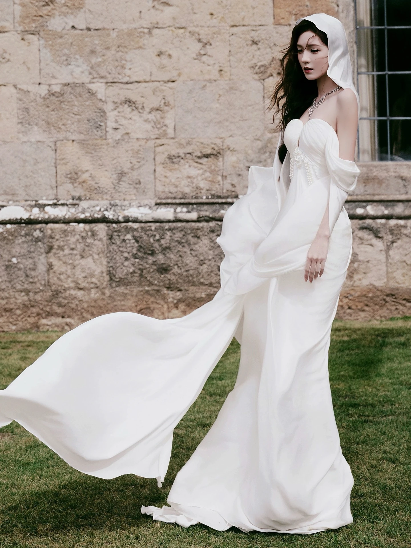 فستان زفاف أبيض أنيق حديث بأكمام طويلة وخط عنق نحيف طويل زائدة آلهة يونانية للسيدات فساتين حفلات العشاء المسائية