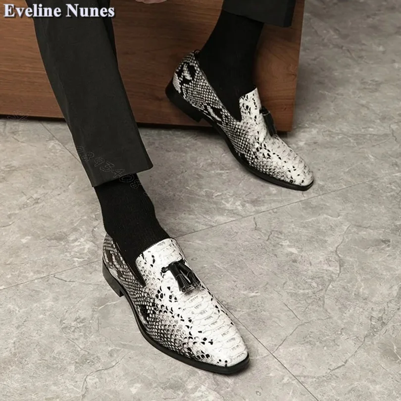 Snakeskin Tassel Style Men Shoes Slip on Leather Men Shoes Stylish Men Spring Shoes Casual Shoes Big Size 38-48 Zapatillas Mujer