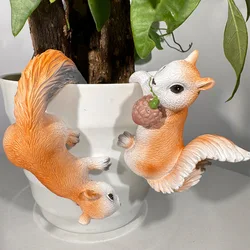 2pcs Creative Cute Squirrel Figure Ornament Statue Decorative Figurines For Fence Flower Pot Balcony Garden Decoration