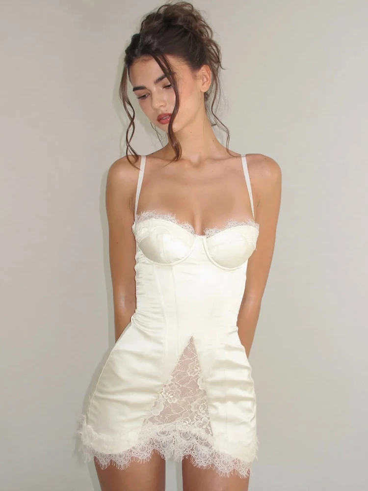 Weird Puss Spitzenkleid für Damen, tief ausgeschnittenes, unregelmäßiges Saumdesign, ärmellos, figurbetont, mit dekorativen Fischgräten, sexy, für Mitternachtspartys, Mini-Bodycon-Kleid – Detail 14