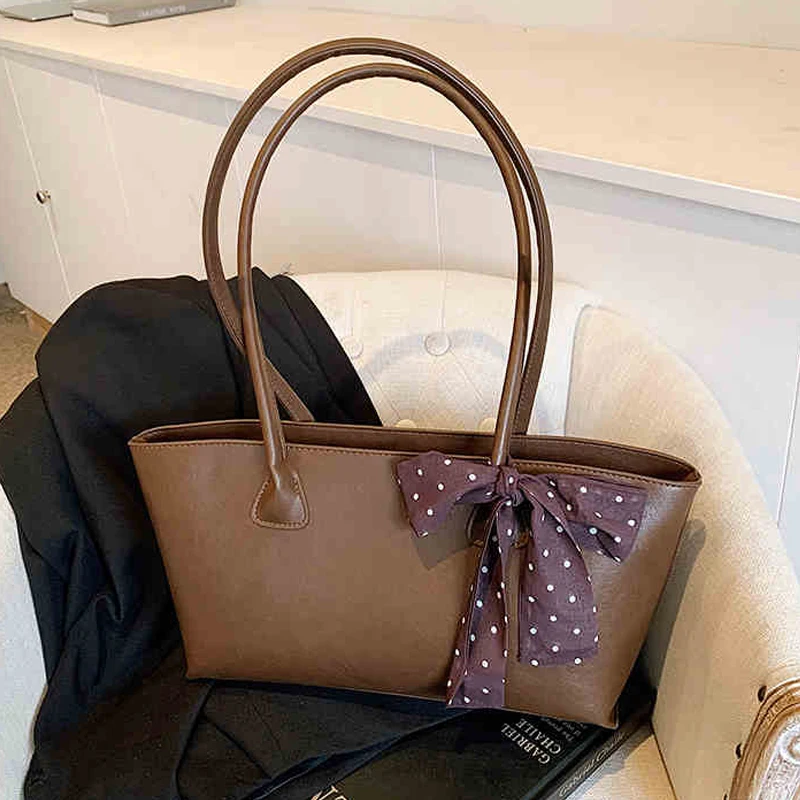 

Temperament Commuter Underarm Bag Vintage Women's Large Capacity Casual One Shoulder Bags Design Sense Polka Dot Scarf Tote Bag