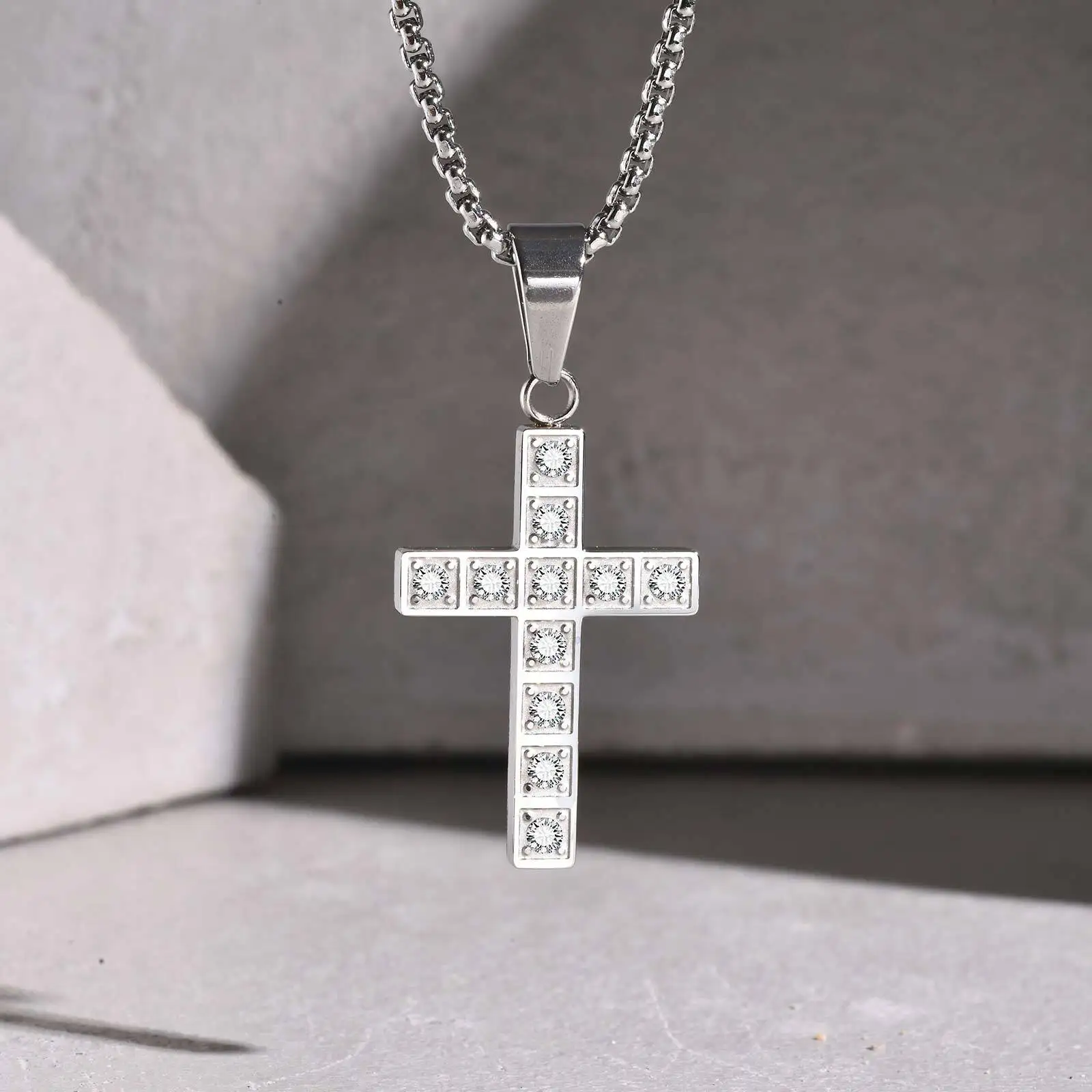 Bling Zicon Anhänger Halsketten für Männer Jungen, wasserdichte Kreuz Anhänger Halskette, Hip Hop Punk Schmuck Geschenke – Detail 5