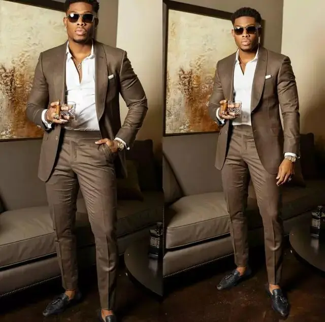 

Handsome Casual Brown Men Wedding Tuxedo Groom Suits Shawl Lapel Slim Fit One Button Business Prom Party Blazer (Jacket+Pants)