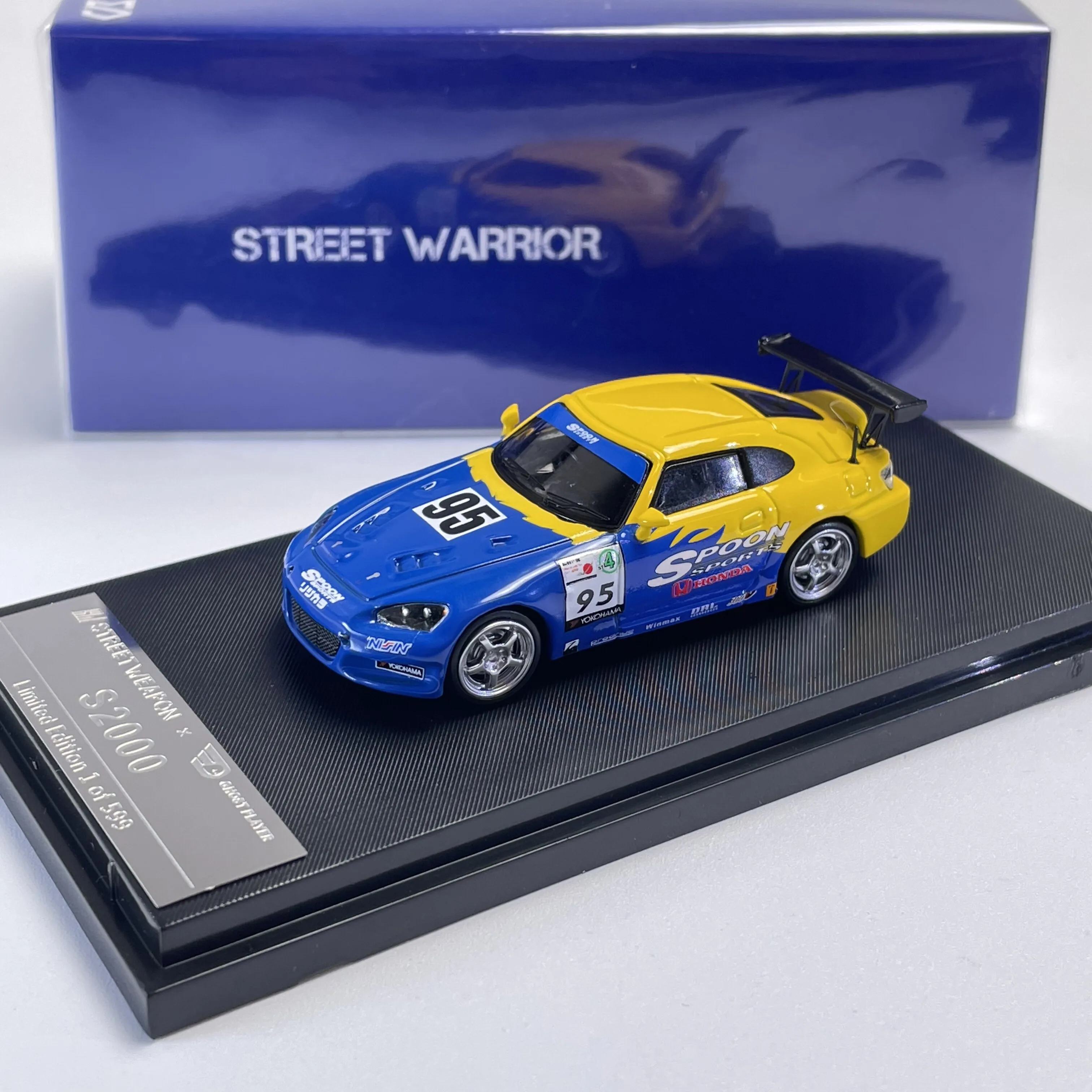 In stock 1: 64 New product EG6 Spoon carbon fiber V2 coating alloy die-cast static car model, limited edition, gift.
