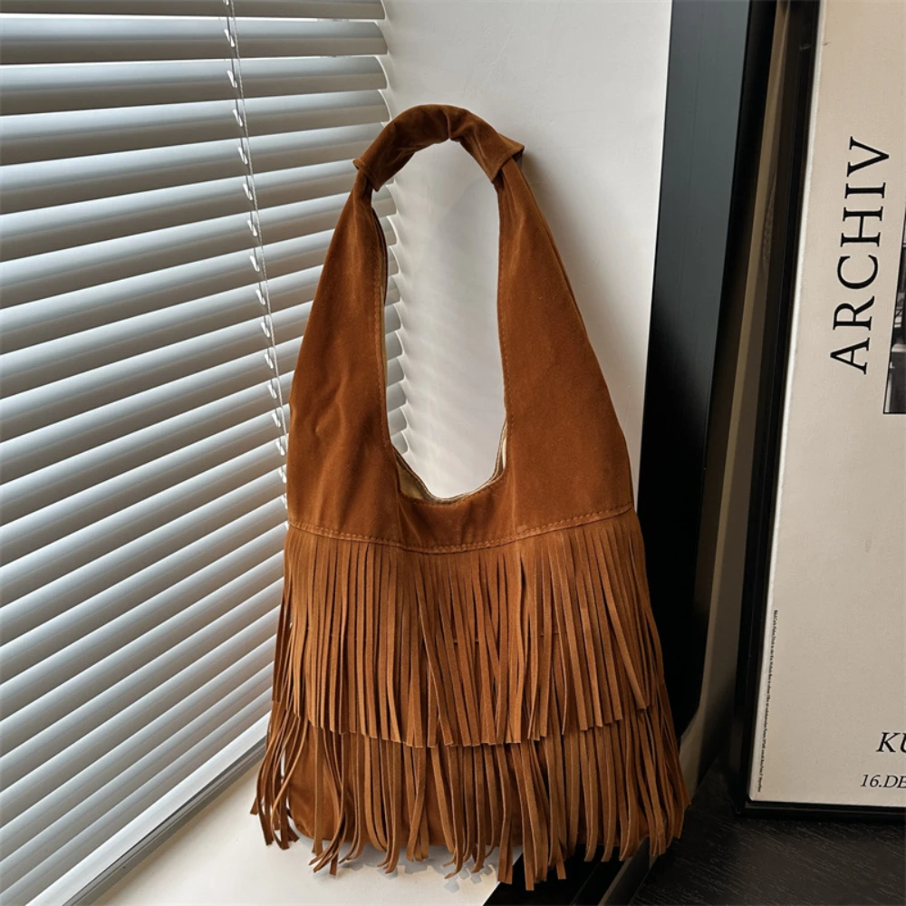 Retro Large Capacity Tassel Suede Shoulder Bag Fashion Niche Exquisite Versatile Handheld Bag Women Casual Commuting Armpit Bag