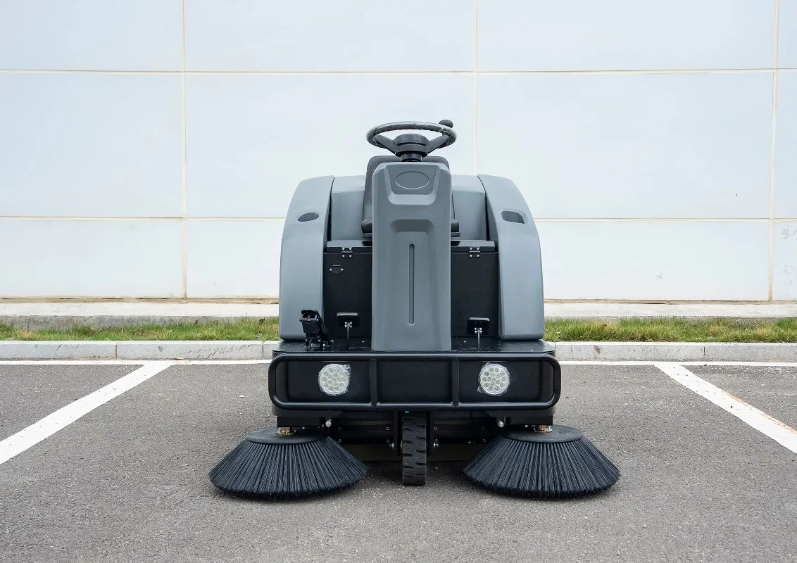 M1900 Industrial Ride on Electric Floor Sweeper Machine Automatic Road Street Durable Plastic Motor