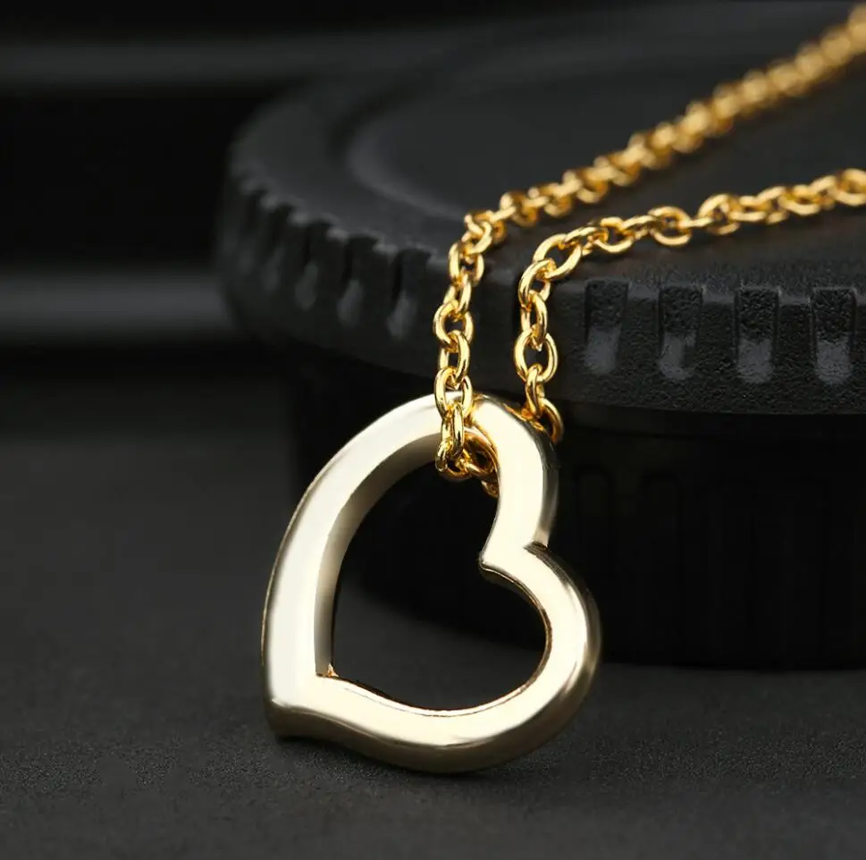 1PC Stainless Steel Necklace For Women Hollow Heart Choker Chain Pendant Best Necklaces Engagement Jewelry F1597
