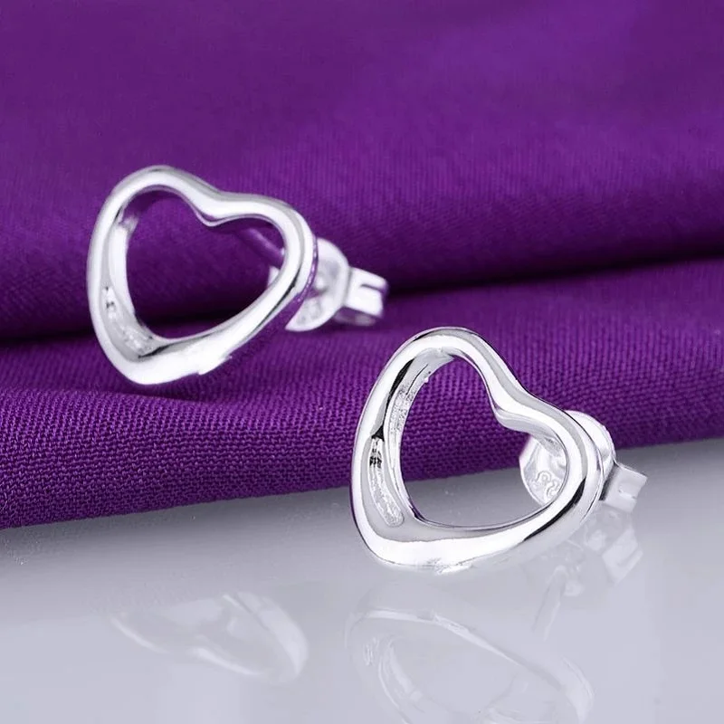 

Hot 925 Sterling Silver Earrings For Women Temperament Exquisite Heart Ear Studs Christmas Gifts Street All-Match Jewelry
