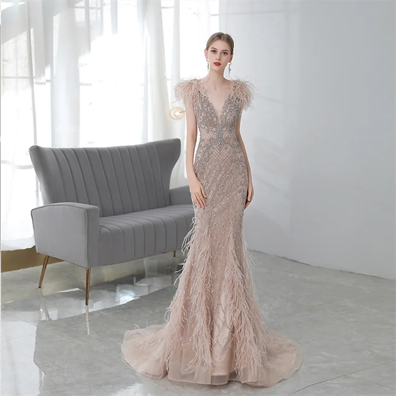 

Elegant Slim Evening Dress Feather Lace Applique Beaded Mermaid Prom Dress Evening Dress Customized V-Neck Party Dress