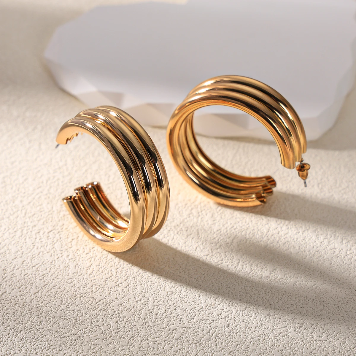 Fashion, punk style, exaggerated, metal lines, C-shaped ear loops, for ladies, for vacation, travel, socializing, jewelry