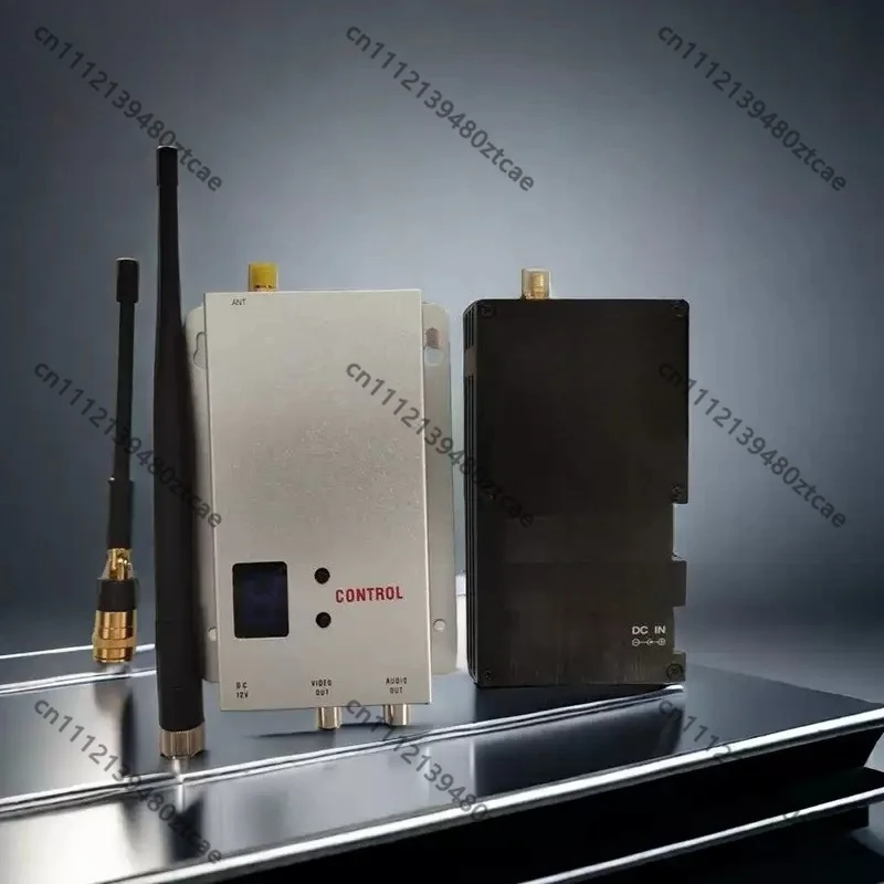 1.2G 10W Wireless FPV Video Transmitter, Portable Audio Video Transceiver, Long Distance AV Transmission Device