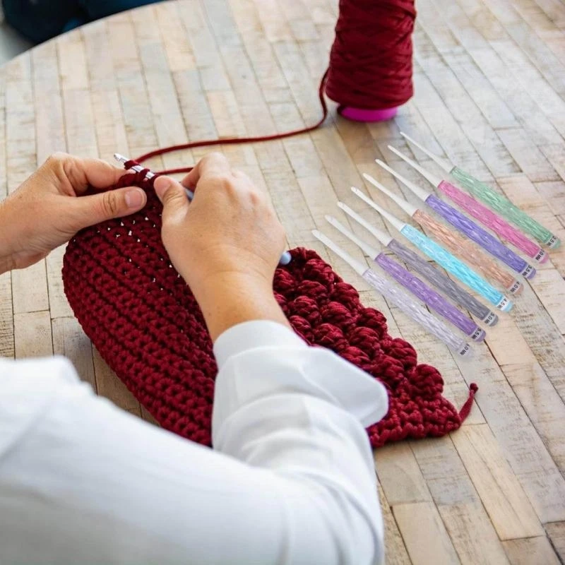 

8Pcs 2.5mm-6.0mm Ergonomic Crochet Hook Long Handle Crochet Hook Needle for Beginner Experienced Hobbyist best sale