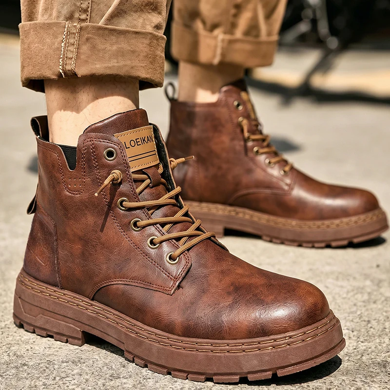 Herren High-Top Freizeitstiefel aus Kunstleder mit Schnürung, dicker rutschfester Blocksohle und genähten Details für den täglichen Einsatz in der Stadt. – Detail 10