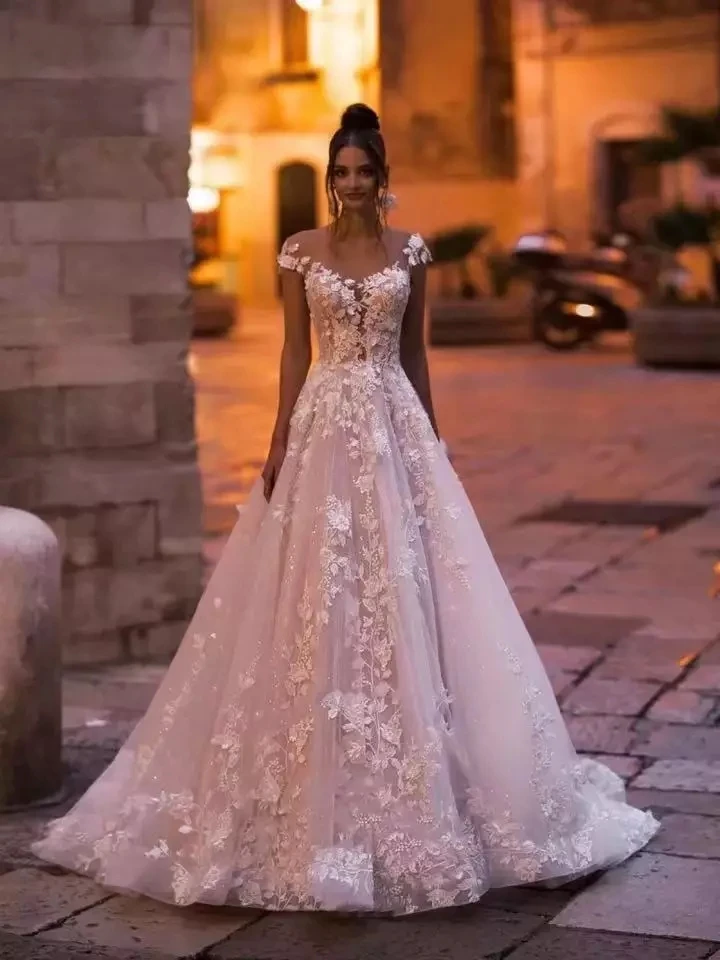 CustomizedPrincess Appliques Beaded Flowers Court Train Vintage A Line Bridal Gowns Sexy Backless Cap Sleeve Lace Wedding Dress