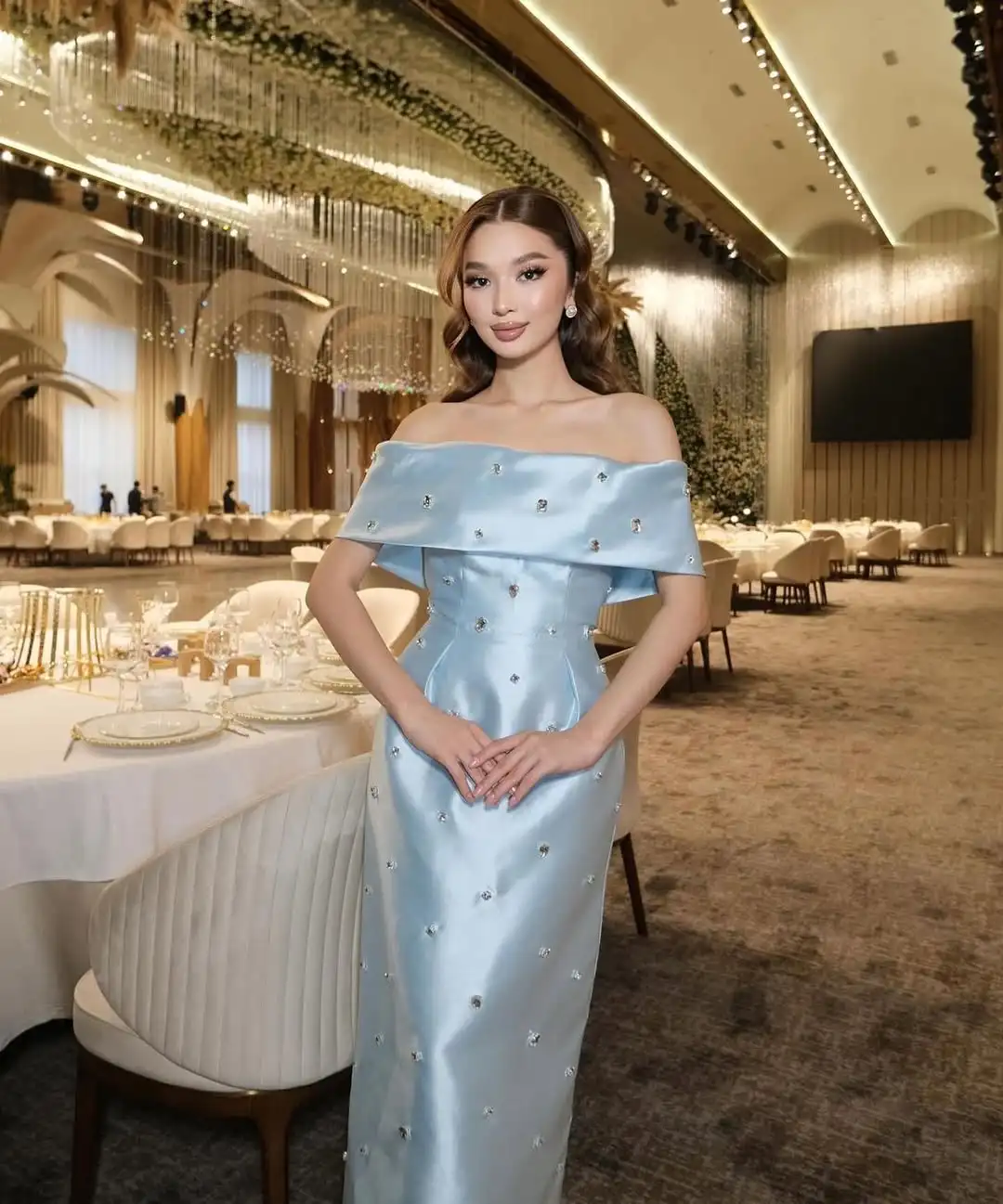 تخصيص السماء الزرقاء قبالة الكتف فساتين لحضور الحفلات الموسيقية 2025 الديكور لامعة حورية البحر فساتين السهرة أنيقة الزفاف النساء فستان الضيوف