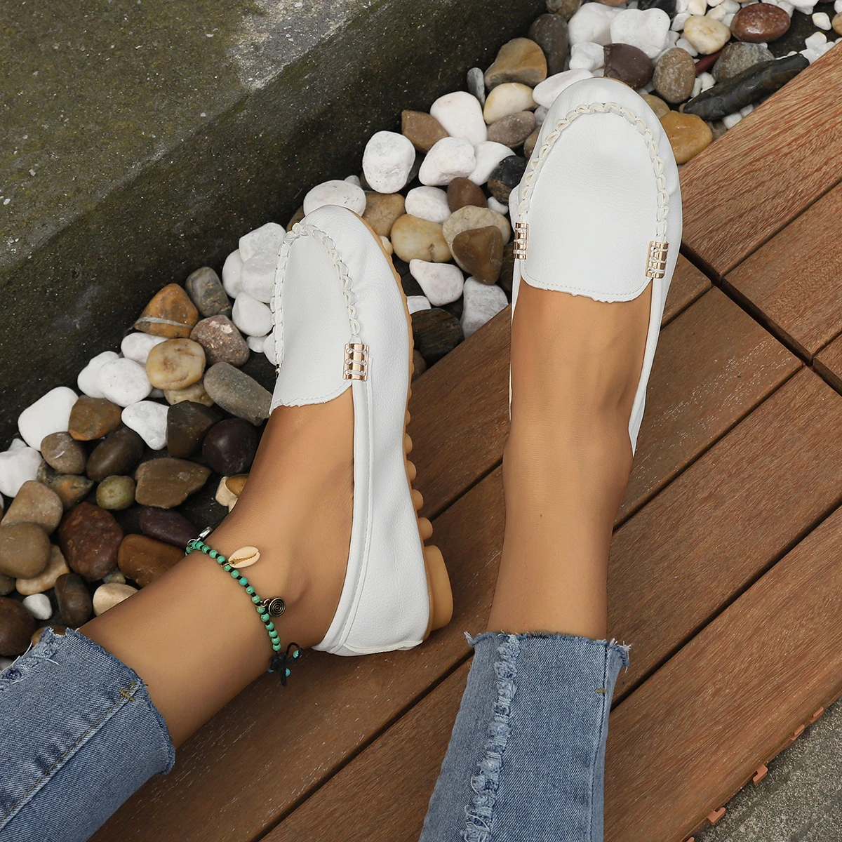 Spring and Summer Low-top Nurse Work Shoes, Comfortable Large Size Single Shoes, Women\'s Fashion Slip-on Shallow Casual Shoes