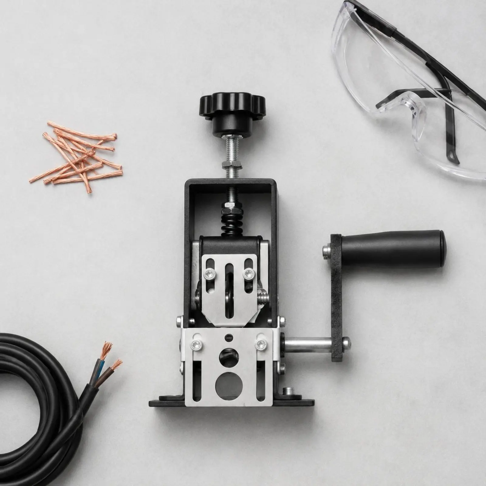 

Manual Wire Stripping Machine Stable Base Hand Crank Wire Peeling Machine Cable Stripper Adjustable Industrial Tool Heavy Duty