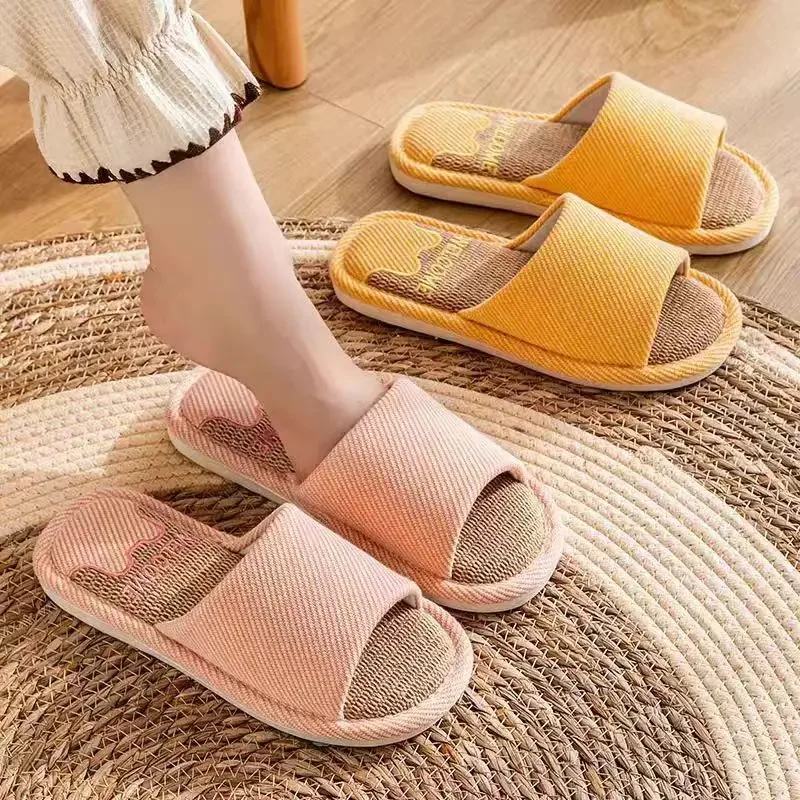 Linen Slippers Men's Plus Size Home in 2025 Spring Cotton and Linen for Couples Quiet Fabric Slippers for Women's Indoor Shoes