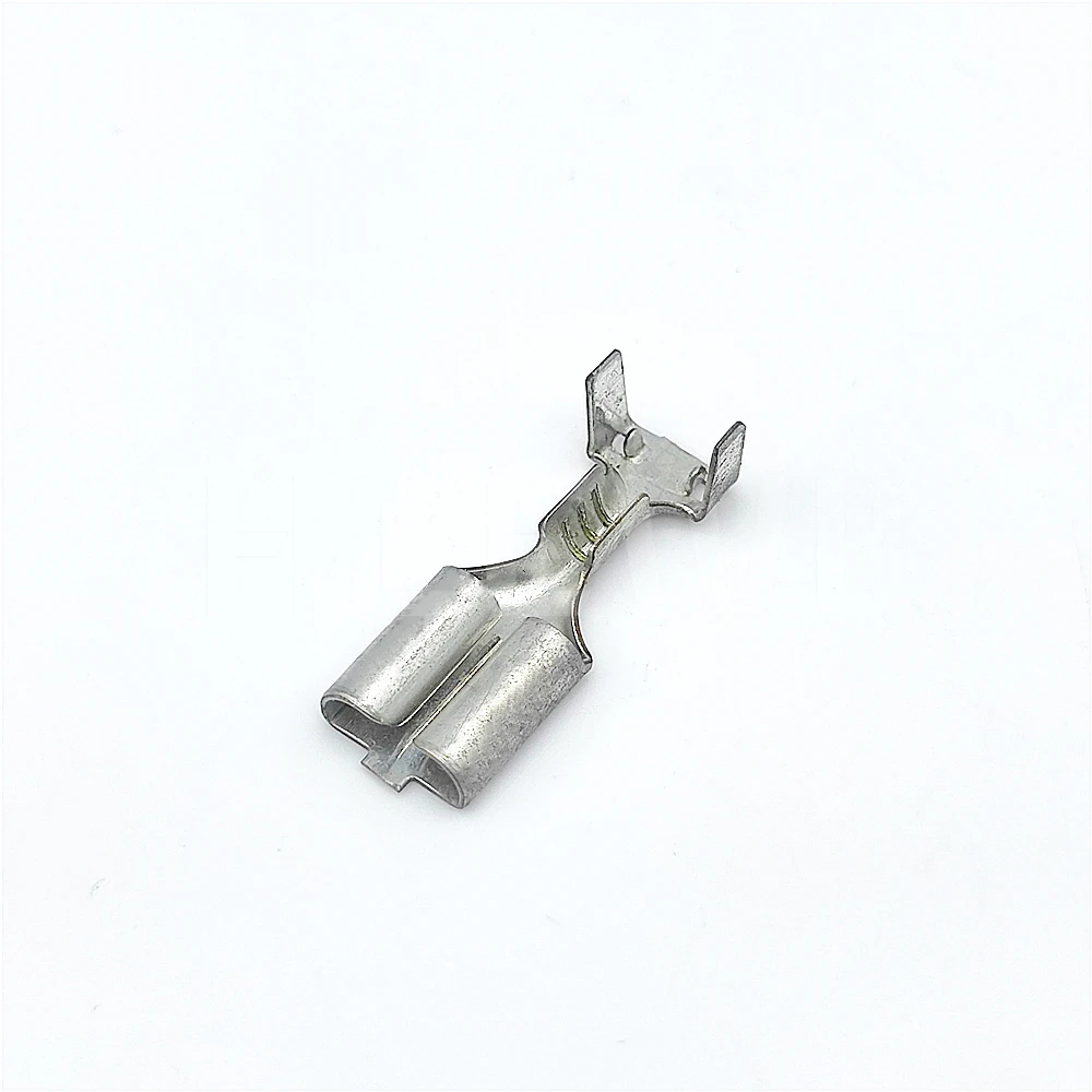 

New original high-quality ST730468-3 730468-3 automotive component connector chain terminal pins