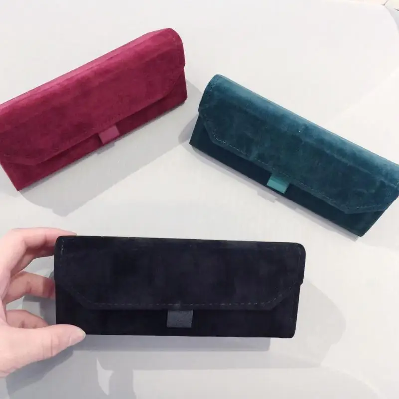 

New Velvet Sunglasses Box Portable Creative Triangle Folding Sunglasses Box Anti-Pressure Custom Storage Box