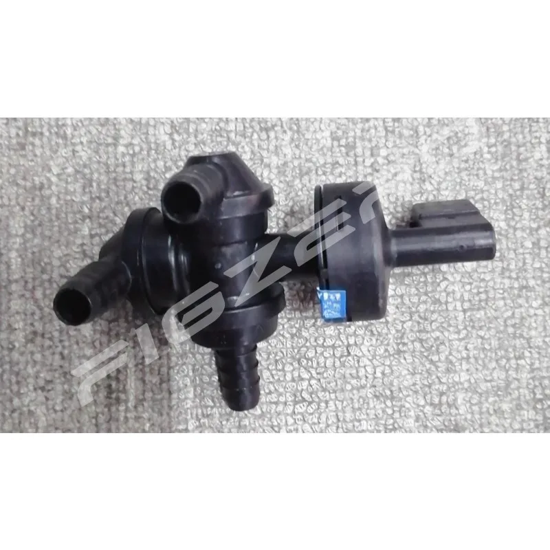 

China Genuine New Black Brake Vacuum One-way Valves Vacuums Pipe Three-way Valve Automobile Part for Volvo XC90 S80 S60