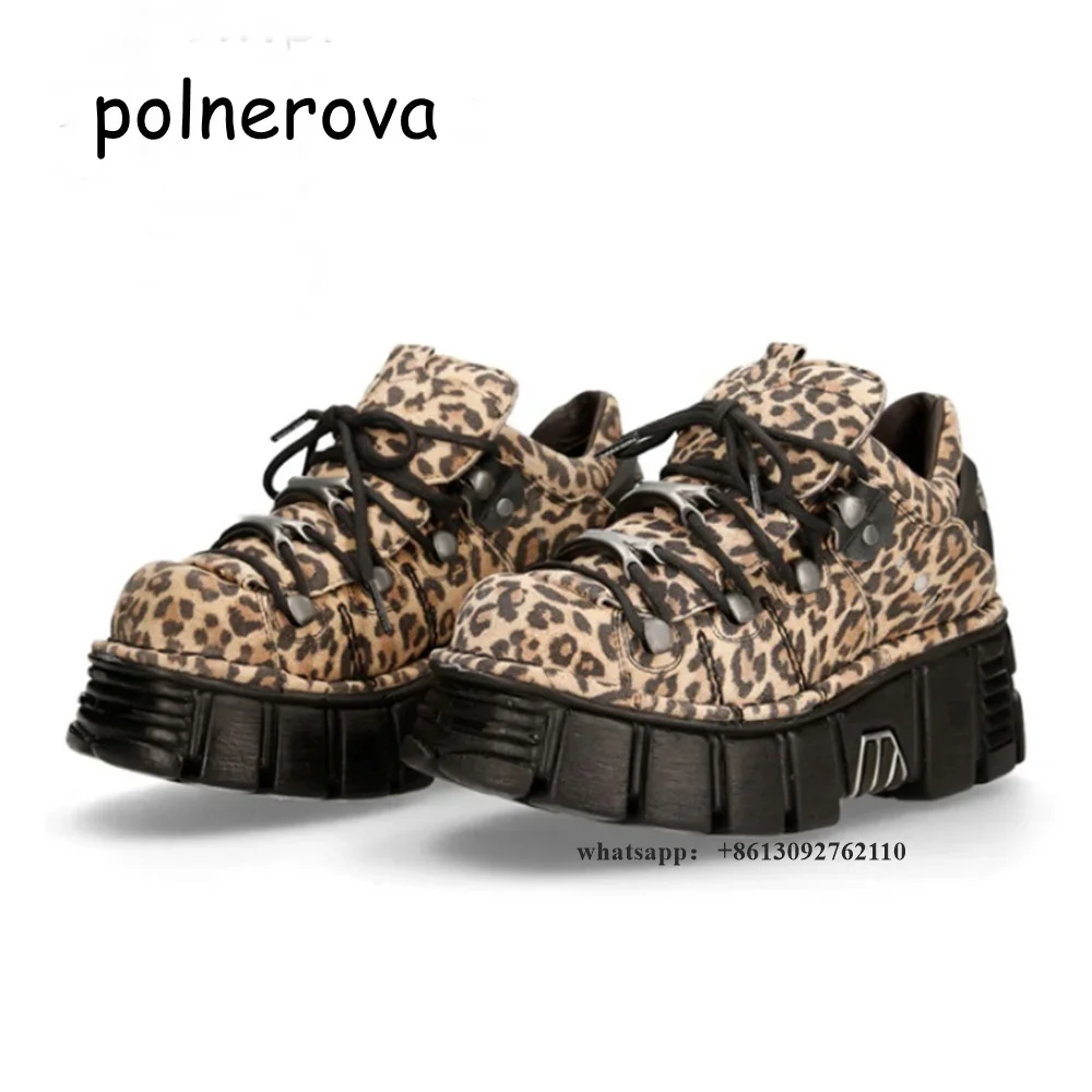 Botas de tornozelo com estampa de leopardo, sola grossa, bico redondo, primavera, decoração de metal, plataforma amarrada cruzada, sapatos punk