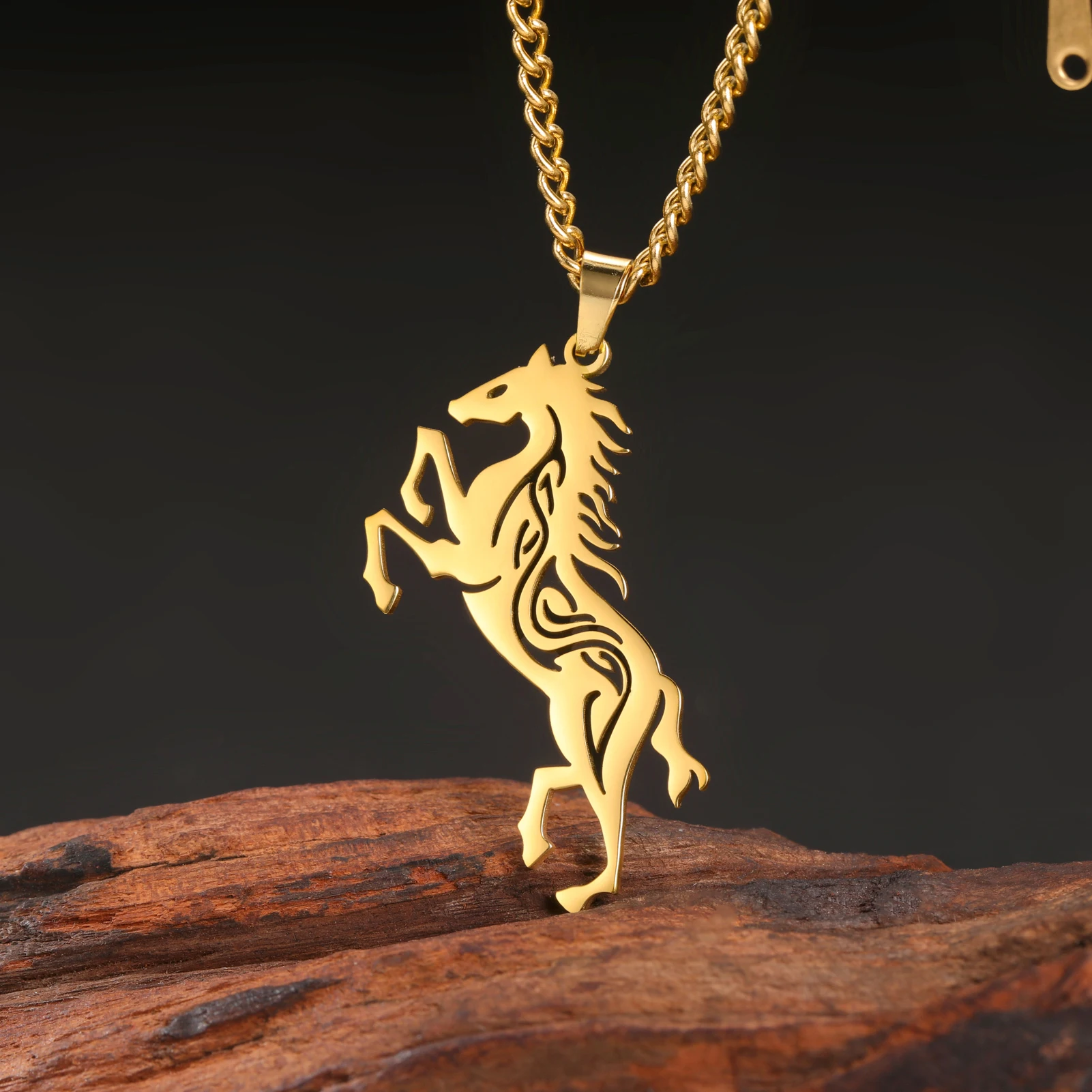 Horse Unicorn Pendant Necklace Stainless Steel Men\'s Natural Talisman Vintage Fashion Pendant Jewelry Gifts