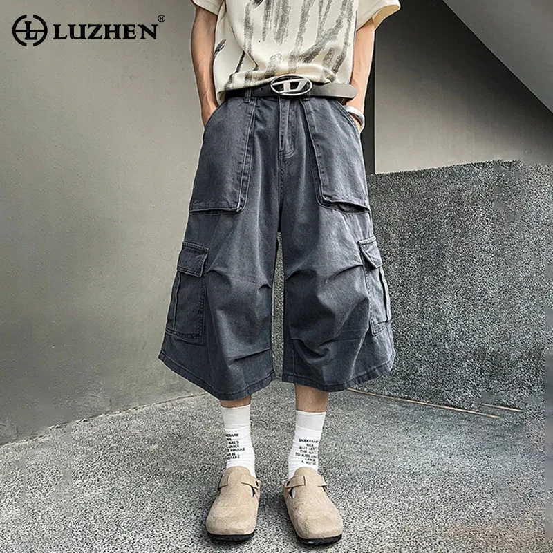 

LUZHEN Trendy Many Pockets Decorate Pleated Design Loose Cargo Cropped Trousers Men 2025 Summer Solid Color Casual Pants JY2861